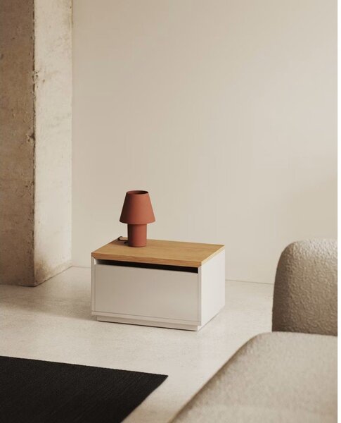 Truhla v dekore duba v prírodnej farbe 60x35 cm Abilen – Kave Home
