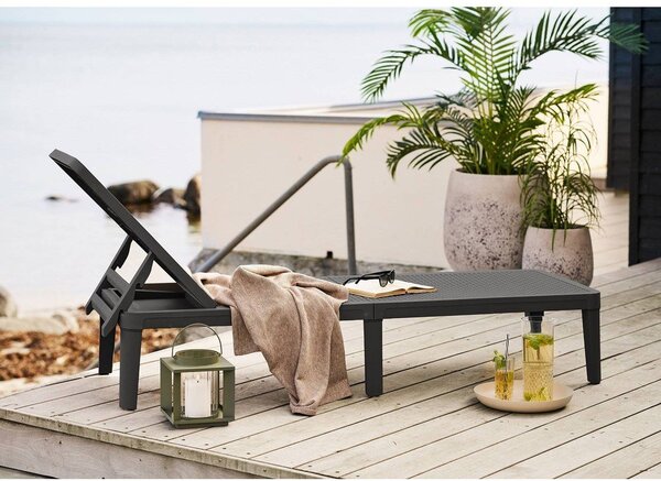 Kovový/sklenený lampáš (výška 20,5 cm) Lohals – House Nordic
