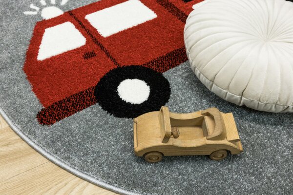 Koberec Lima G752A hasičské auto, červený / sivý kruh