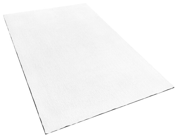 Koberec biely 140 x 200 cm moderný všívaný strojom obdĺžnikový huňatý s vysokým vlasom