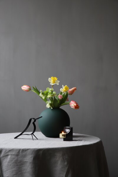 Cooee Design Svietnik na čajovú sviečku Quarter Tealight Nero Marquina