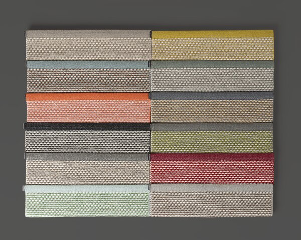 Pappelina Koberec EFFI Black/Warm Grey/Vanilla – čierny, veľkosť koberca 230 x 320 cm