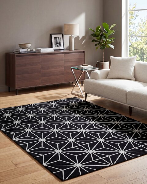 Koberec čierny strieborný viskóza bavlnený podklad 160 x 230 cm geometrický vzor ručne tkaný moderný glamour štýl obývačka spálňa