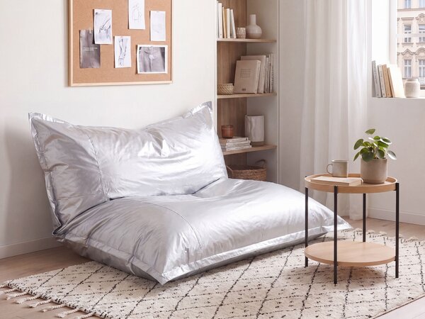 Extra veľký sedací vak strieborný nylonový 180 x 230 cm vodoodolný poťah so zipsom polystyrénová výplň