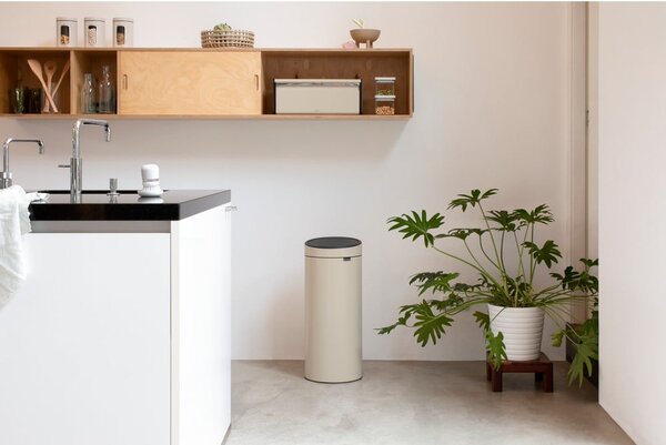 Béžový dotykový oceľový odpadkový kôš 30 l Touch Bin – Brabantia