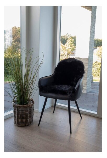 Čierna syntetická kožušina 50x85 cm – House Nordic