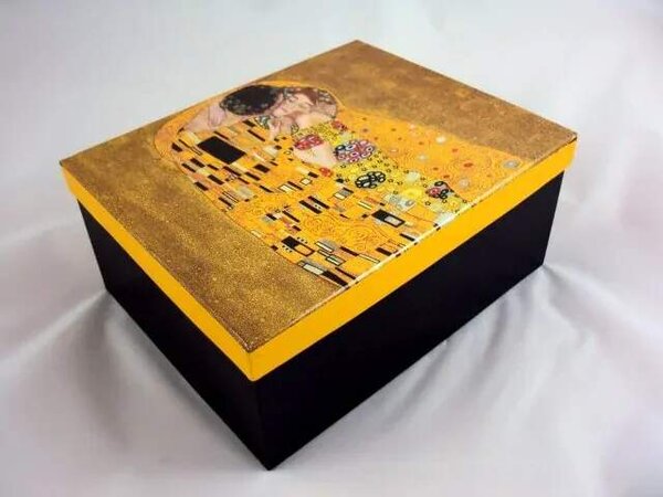 Šálka s podšálkou- set 2 ks ,Gustav Klimt The Kiss, Queen Isabell (Porcelánový set2 ks šálok s podšálkou, Gustav Klimt)