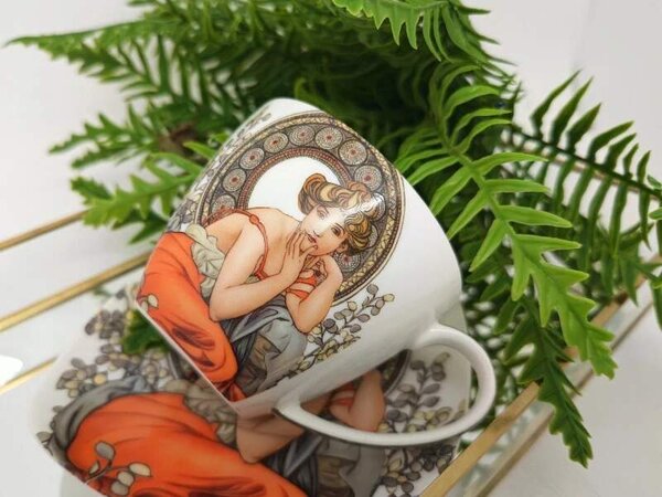 Šálka s podšálkou 250 ml- set 2 ks ,Alfons Mucha Stones Queen Isabell (Porcelánový set2 ks šálok s podšálkou z kolekcie Alfons MUCHA)