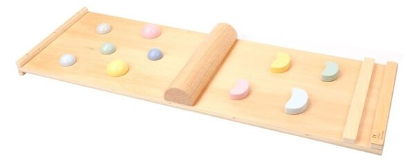 Drevený Piklerovej trojuholník MONTY, 59cm, s montessori doskou, viacfarebná ELIS design