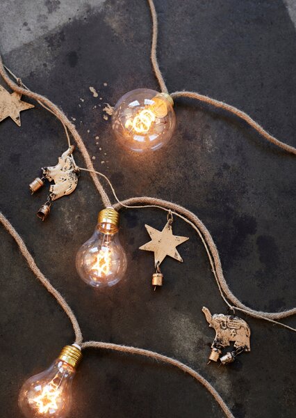 Svetelná reťaz Filament Stars – 7 žiaroviek