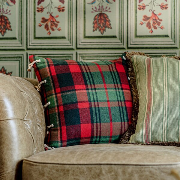 MINDTHEGAP Tyrolean Plaid LC40189 Dekoračný Vankúš