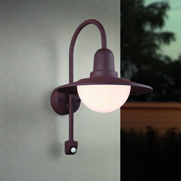 Trio Lighting Vonkajšie nástenné svietidlo s senzorom NORMAN, hrdzavá, Ø 30 cm kov/sklo IP44, Hnedá / hrdzavá, Hliník, Nástenné svietidlo