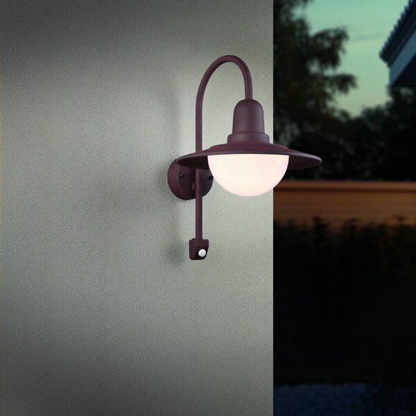 Trio Lighting Vonkajšie nástenné svietidlo s senzorom NORMAN, hrdzavá, Ø 30 cm kov/sklo IP44, Hnedá / hrdzavá, Hliník, Nástenné svietidlo