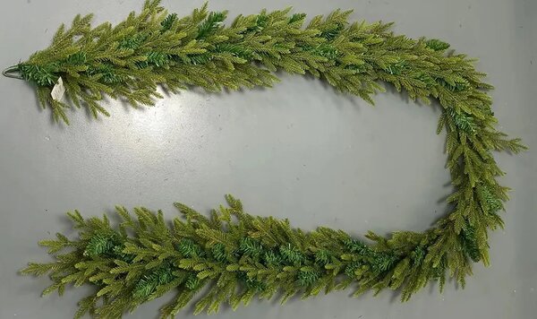 Vianočná girlanda Mia 280 cm – tradičná dekorácia