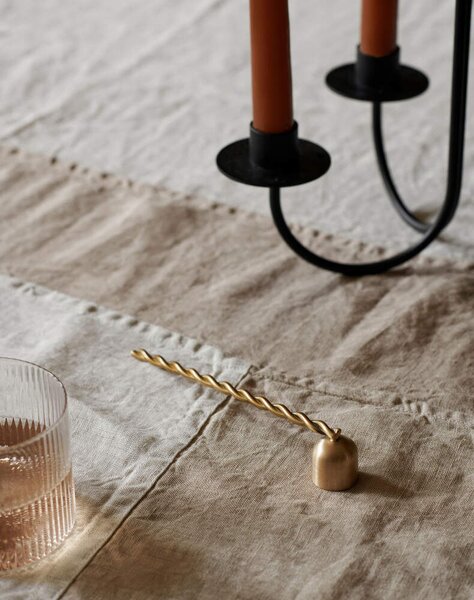 Ferm Living Zhášač na sviečky Twist