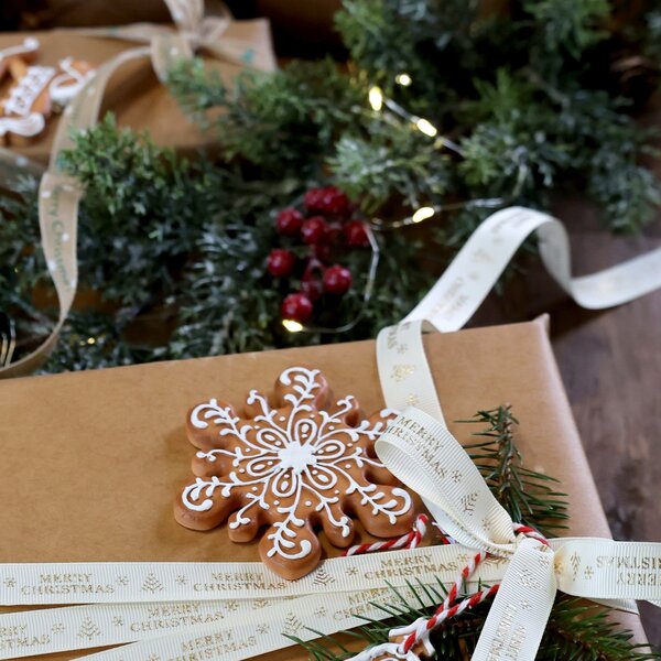 Vianočná ozdoba Christmas Cookies Snowman / Snowflake Snehuliak