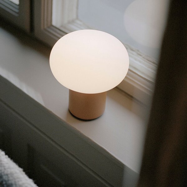 NEW WORKS Prenosná lampa Karl-Johan, Light Grey