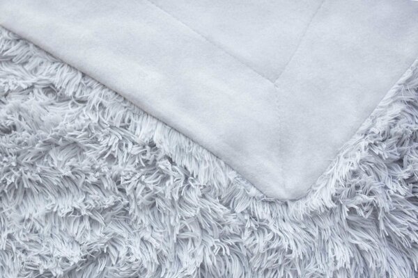 Jerry Fabrics Deka s dlhým vlasom - Čierna | 150 x 200 cm
