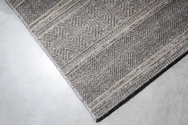 Koberec Saran G001 GREY – sivý vzorovaný obdĺžnik Rozmer: 60x100 cm