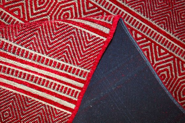 Koberec Saran G001 RED – červený vzorovaný obdĺžnik Rozmer: 60x100 cm