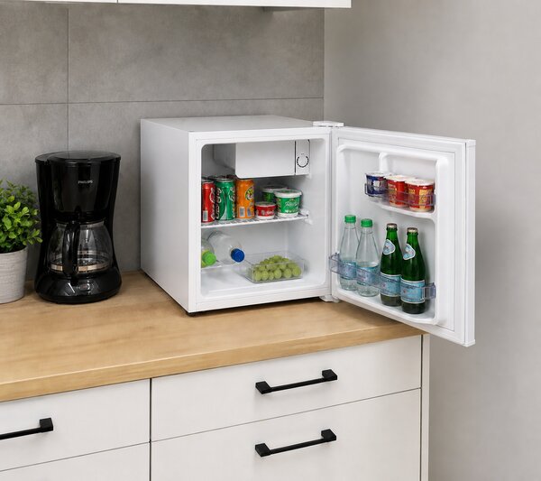Mini chladnička BestBerg BBFR-48W / 45 l / biela