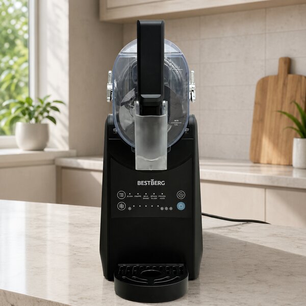 Výrobník ľadovej triešte BestBerg BBSM-1001 / 170 W / 2,6 l / čierna