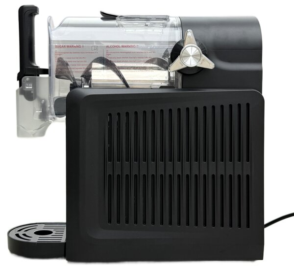 Výrobník ľadovej triešte BestBerg BBSM-1001 / 170 W / 2,6 l / čierna