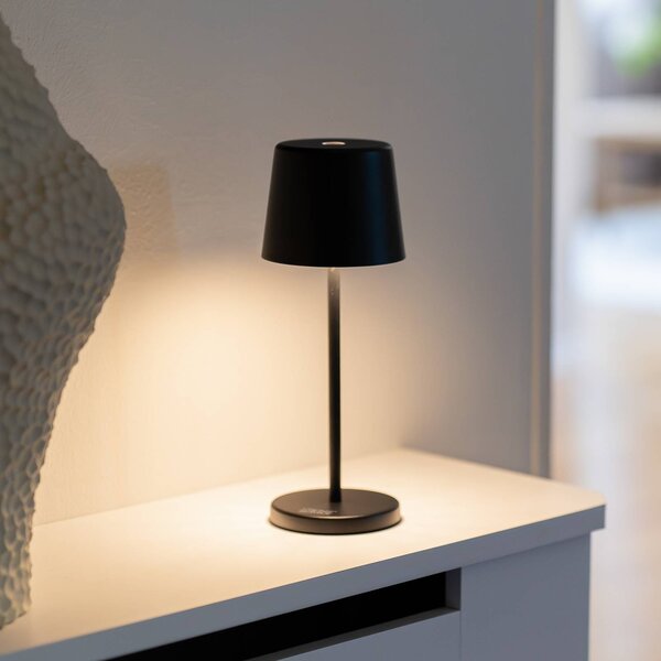 Stolová LED lampa na batérie Vence, výška 22 cm, čierna, IP54, USB, Čierna, Obývacia izba / jedáleň, Hliník, Moderný, Stojacie svietidlo