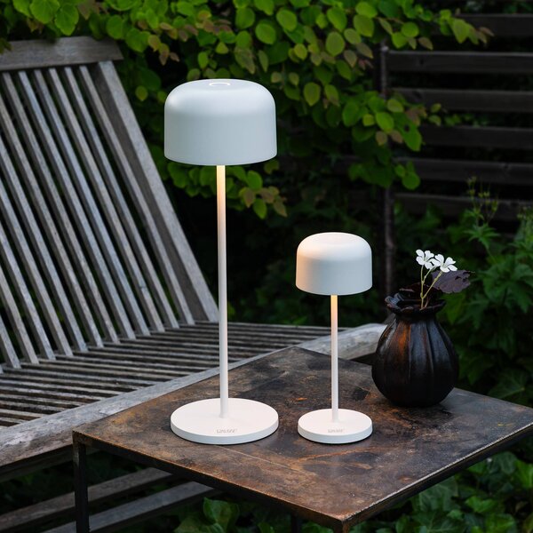 Stolová LED lampa Lille na batérie, výška 36 cm, biela, IP54, USB, Biela / opálová, Obývacia izba / jedáleň, Hliník, Moderný, Stojacie svietidlo