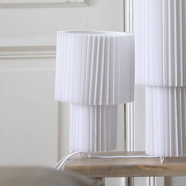 Markslöjd stolová lampa Catis, biela, výška 32 cm, textil, E27, Biela / opálová, Obývacia izba / jedáleň, Plast, Moderný, Stolová lampa