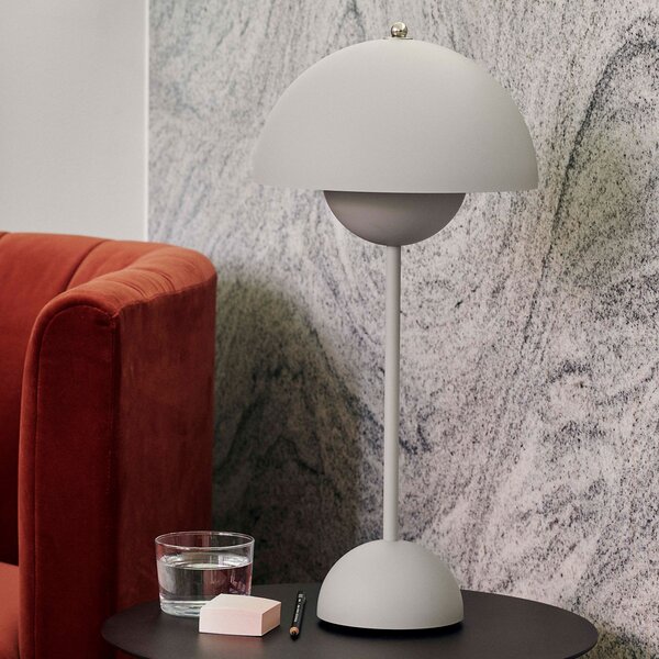 Stolové Lampa &Tradition, Flowerpot VP3, Sivá, Obývacia izba, Kov, Dizajnový