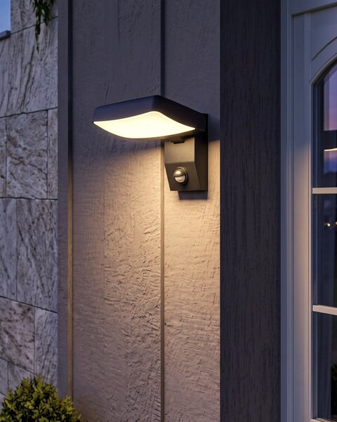 Vonkajšia nástenná LED lampa čierna hliník matný povrch moderný štýl záhrada terasa