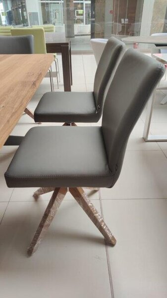 FAIRFIELD stolička masívna podnož pevná bez područiek
