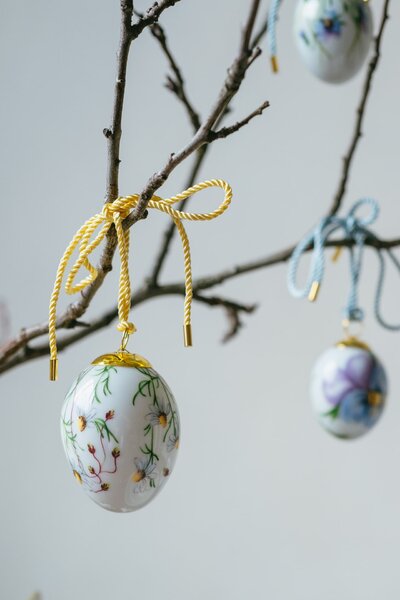 Porcelánová veľkonočná ozdoba 2026 Small Chamomiles