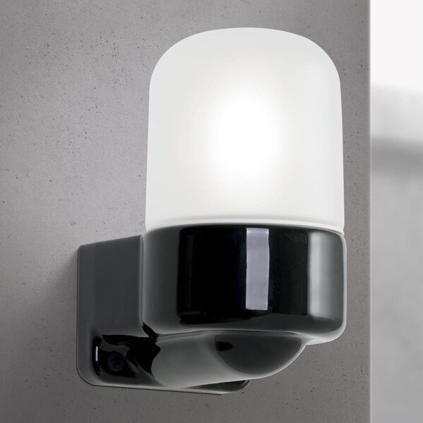 Orion - Nástenná lampa OSTIA 1xE27/40W/230V čierna