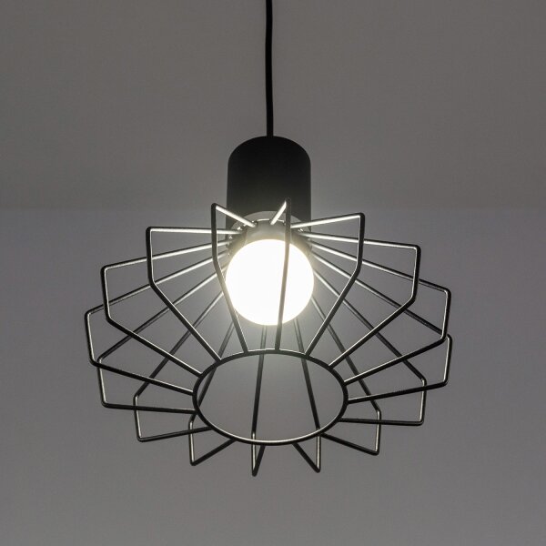 Luster na lanku SOLANO 1xE27/15W/230V čierna/lesklý chróm