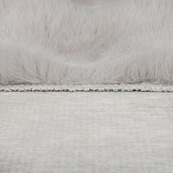Svetlosivá syntetická kožušina 180x290 cm Waffle Faux Fur – Flair Rugs