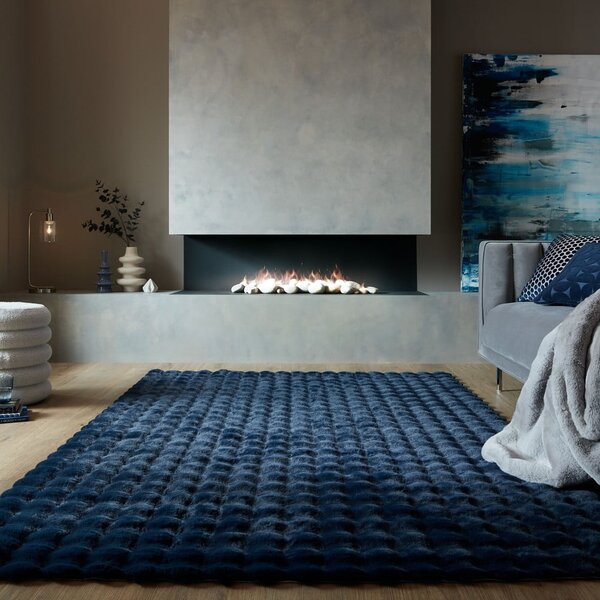 Tmavomodrá syntetická kožušina 80x150 cm Waffle Faux Fur – Flair Rugs