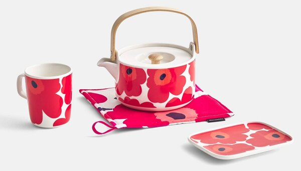 Marimekko Štvorcová chňapka Pieni Unikko, červeno-biela