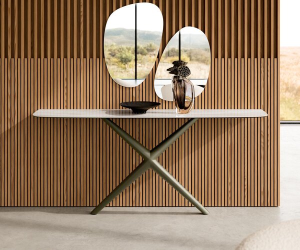 DELIFE Konzolový stolík Edge zaoblený tvar 180×40 cm keramika onyx šampanské Estelo kov titánová farba