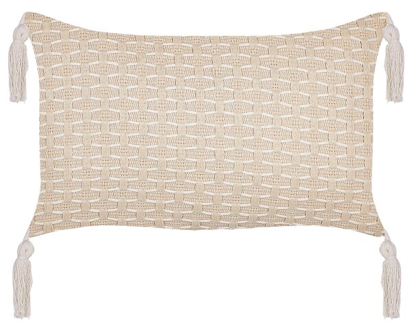 Súprava 2 dekoratívnych vankúšov svetlobéžová 25 x 45 cm geometrický vzor strapce snímateľné poťahy s výplňou