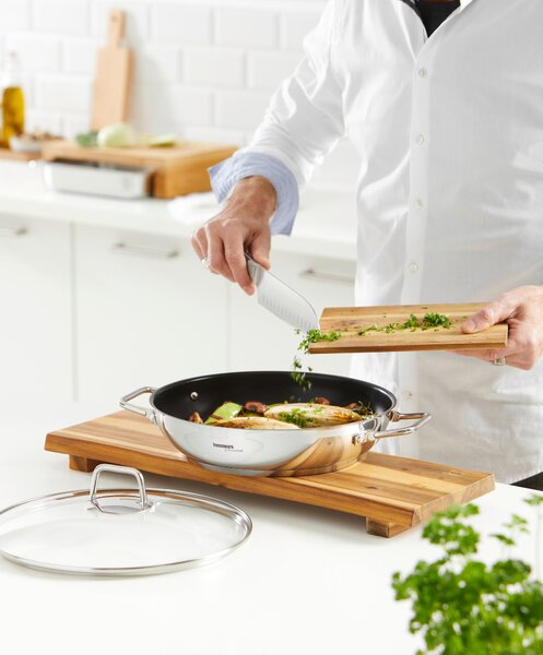SERVÍROVACIA PANVICA nepriľnavý povrch Greblon® 28 cm Homeware Profession. - Panvice na vyprážanie