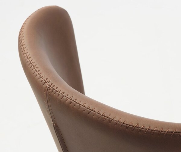 Hnedé kovové jedálenské stoličky v súprave 2 ks Teslin – Unique Furniture