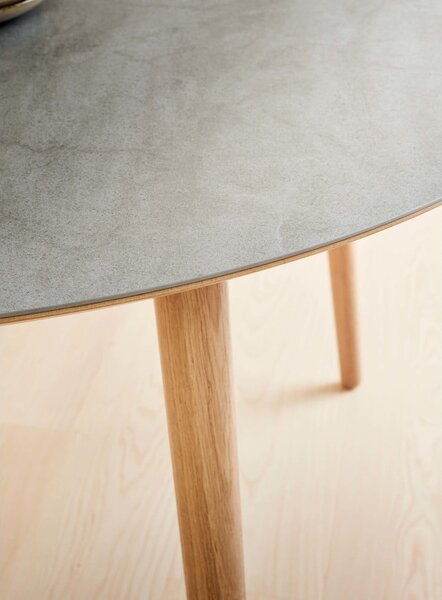 Okrúhly rozkladací jedálenský stôl s keramickou doskou ø 135 cm Meza – Hammel Furniture