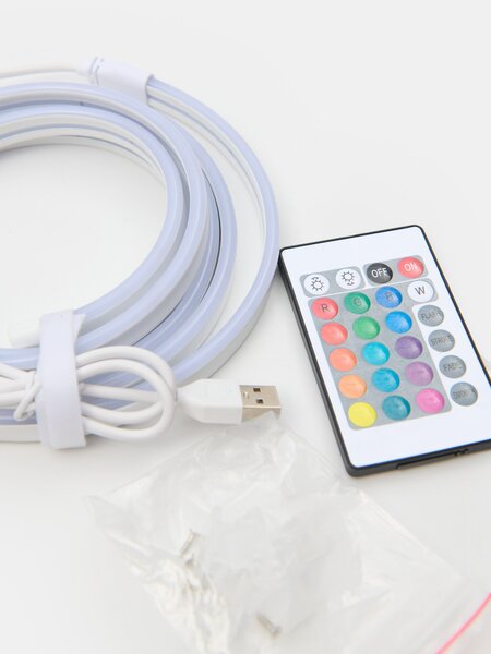 Sinsay - RGB LED pás s diaľkovým ovládačom - viacfarebná