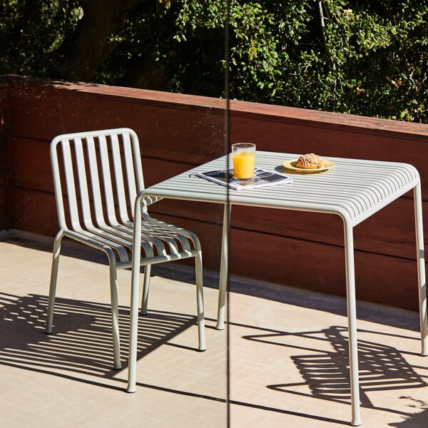 Záhradná stolička Palissade Armchair, Sky Grey – HAY