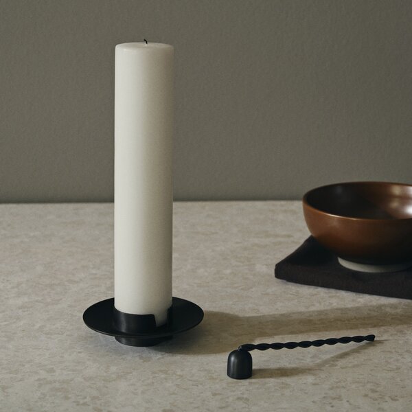 Svietnik Block, Black Brass – Ferm Living