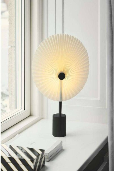 Liris Portable Stolová Lampa Čierna - GEJST, Čierna, Obývacia izba / jedáleň, kov, Dizajn, Stojacie svietidlo