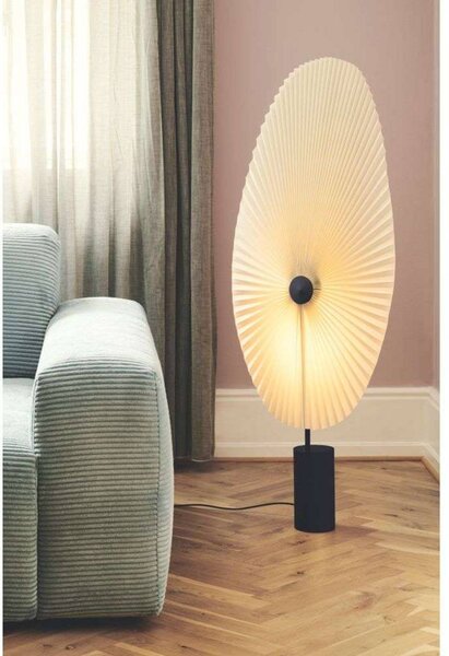 Liris Stojaca Lampa Čierna - GEJST, Čierna, Obývacia izba / jedáleň, kov, Dizajn, Stojaca lampa