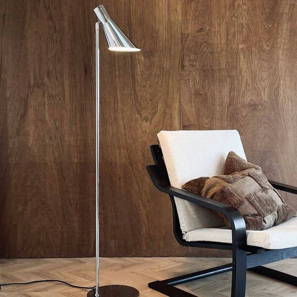 Dyberg Larsen Stojacia lampa DL12, chróm, výška 139 cm, kov, Chrómová / strieborná, Obývacia izba / jedáleň, kov, Dizajn, Stojaca lampa